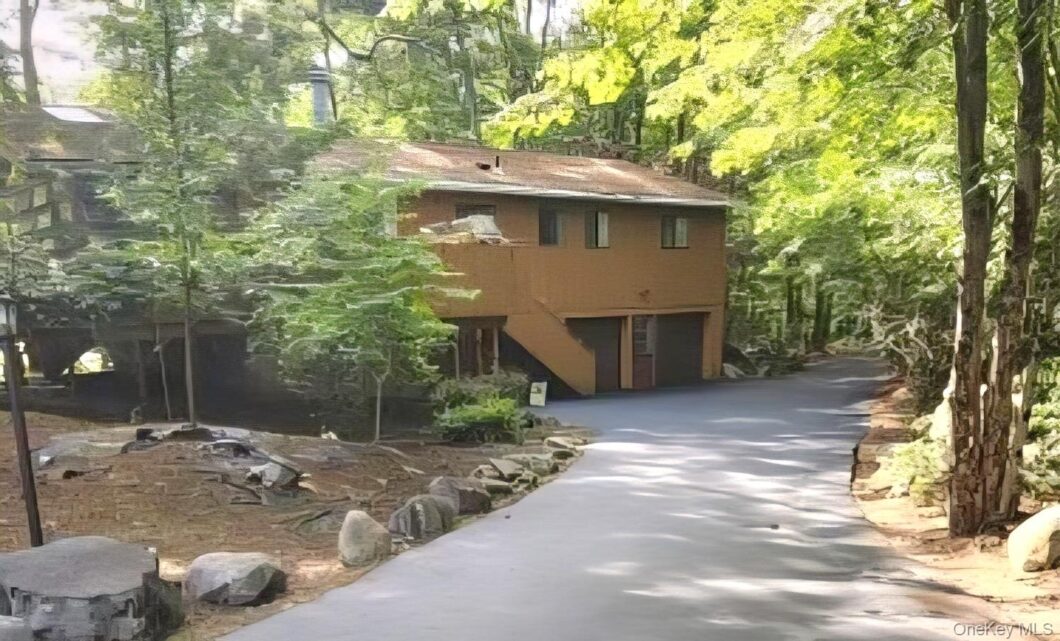 63 Pebble Path 945841 63 pebble path