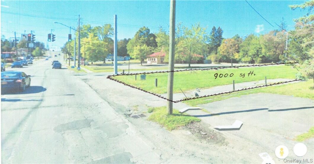 968233 344 e broadway